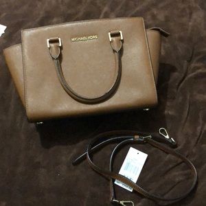 Michael kors Selma medium luggage cognac